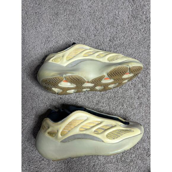 Size 4 - adidas Yeezy 700 V3 Mono Safflower Sneakers Pre-Owned main image 7
